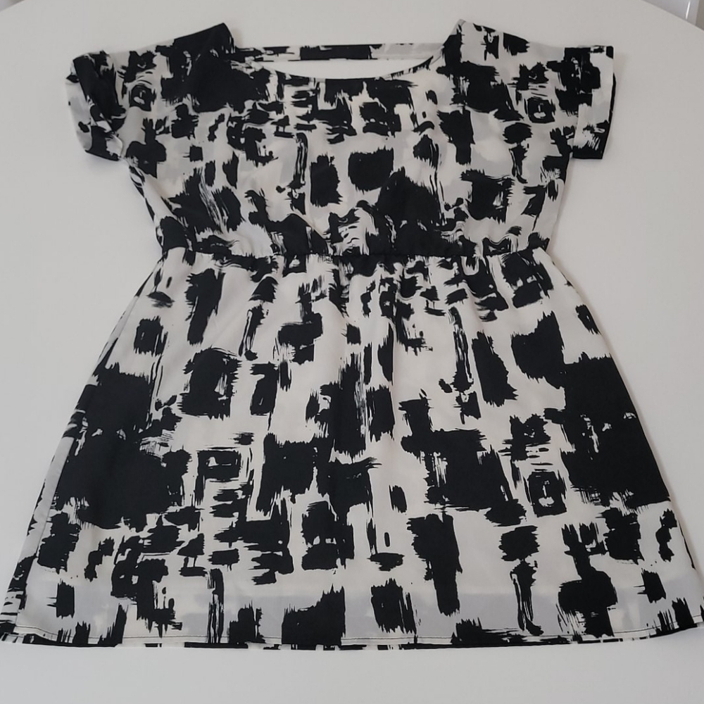 Glam Black and White Dress Size Large